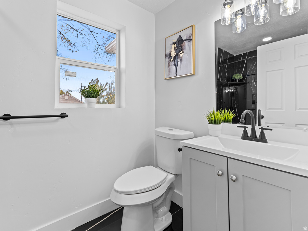 5245 S 900 E Murray, UT 84117