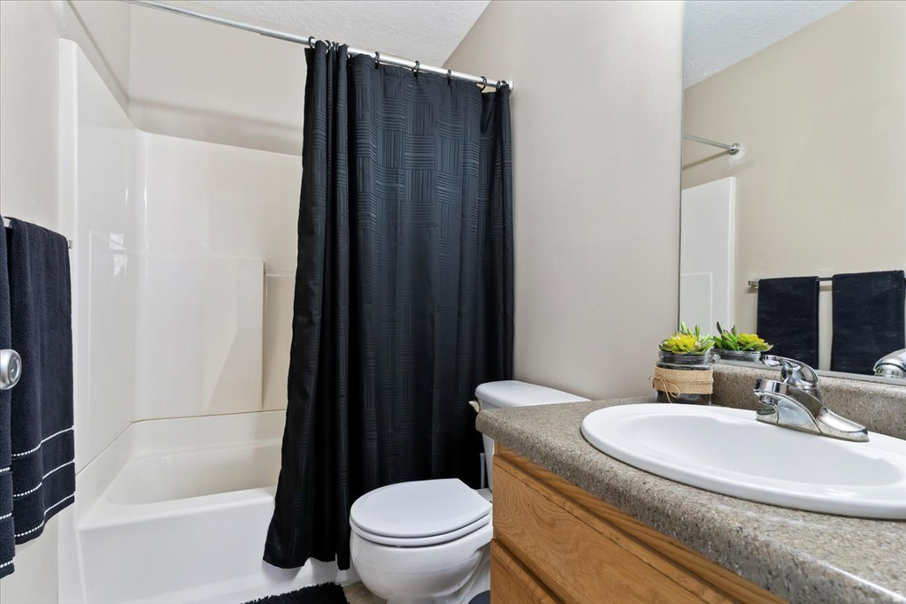 518 S 450 E Clearfield, UT 84015