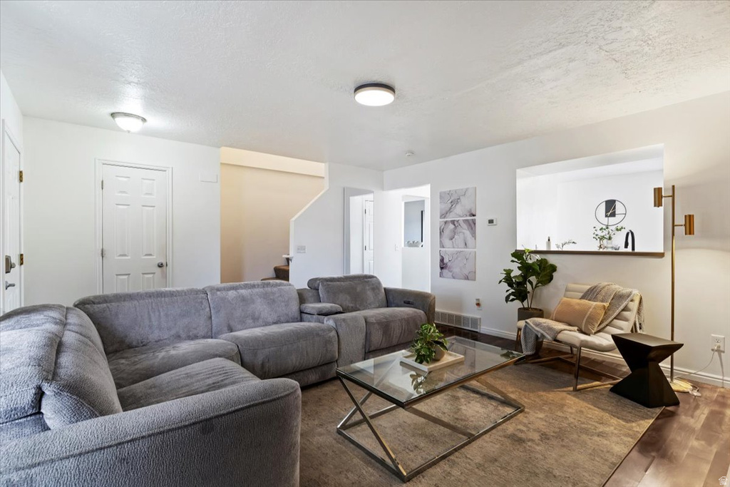 518 S 450 E Clearfield, UT 84015