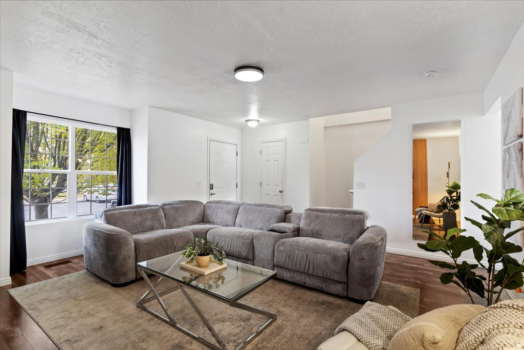 518 S 450 E Clearfield, UT 84015