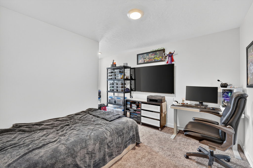 1154 E TRIDENT DR Saratoga Springs, UT 84045