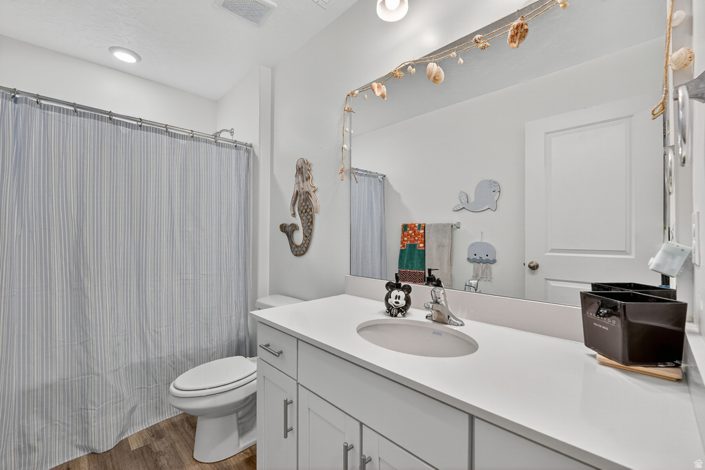 1154 E TRIDENT DR Saratoga Springs, UT 84045