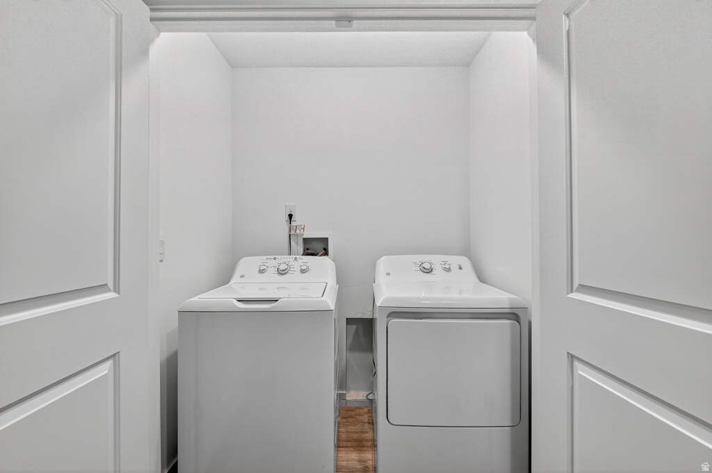 1154 E TRIDENT DR Saratoga Springs, UT 84045