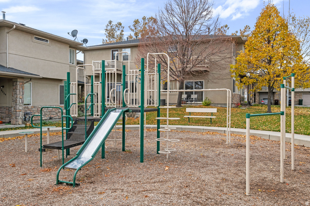 8467 S IVY SPRINGS LN West Jordan, UT 84081