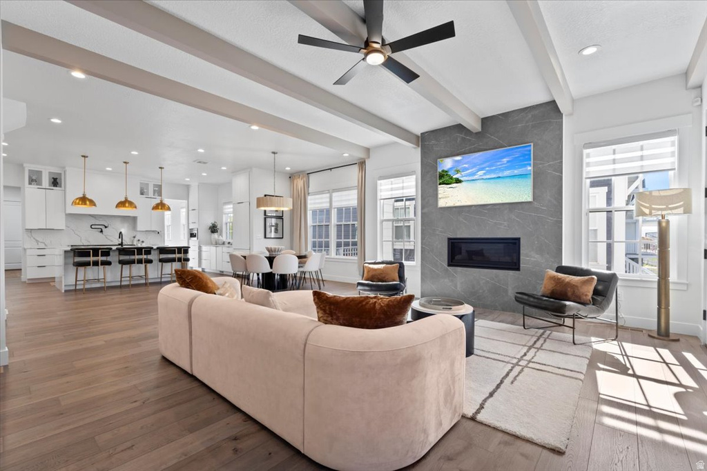 11064 S PADDLE BOARD WAY South Jordan, UT 84009