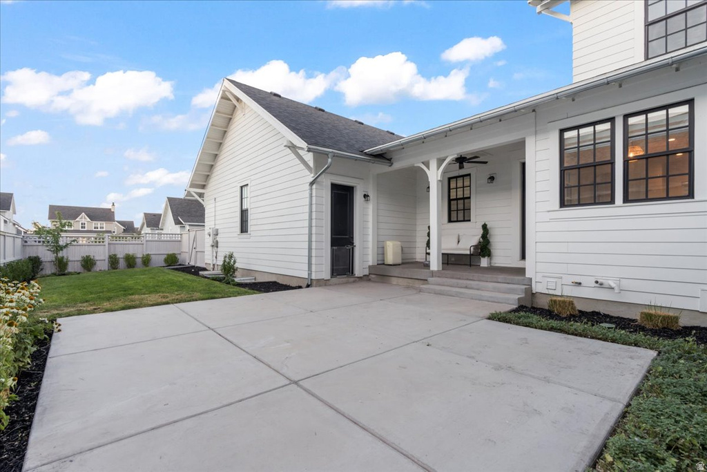 11064 S PADDLE BOARD WAY South Jordan, UT 84009