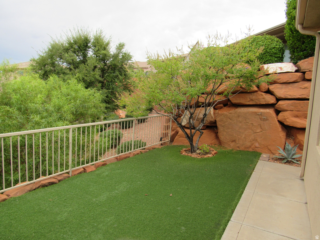 1361 W RED BUTTE DR Washington, UT 84780