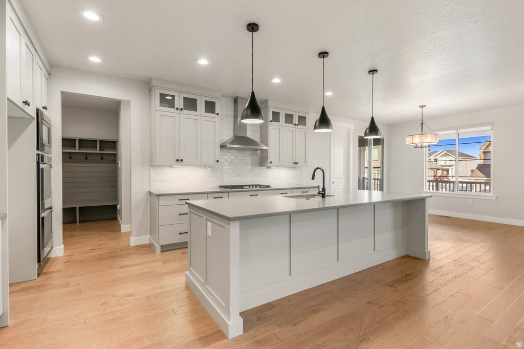 8043 S AMBROSIA LN West Jordan, UT 84081