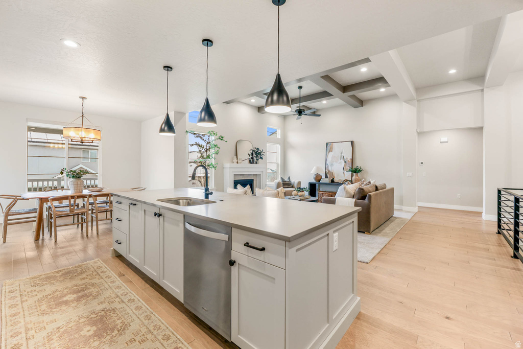 8043 S AMBROSIA LN West Jordan, UT 84081