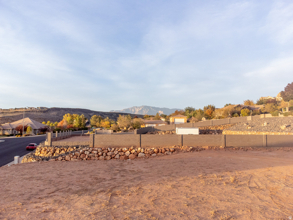 927 S SEMINOLE WAY Washington, UT 84780