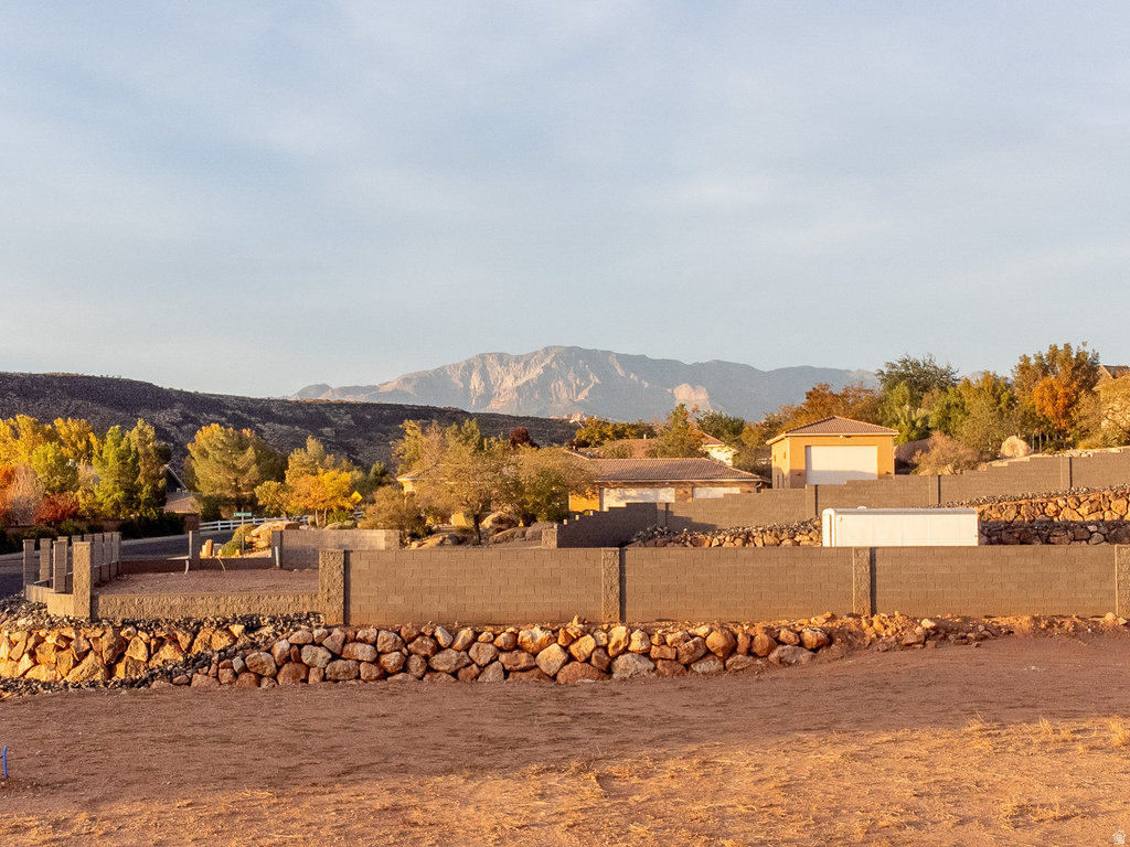 927 S SEMINOLE WAY Washington, UT 84780