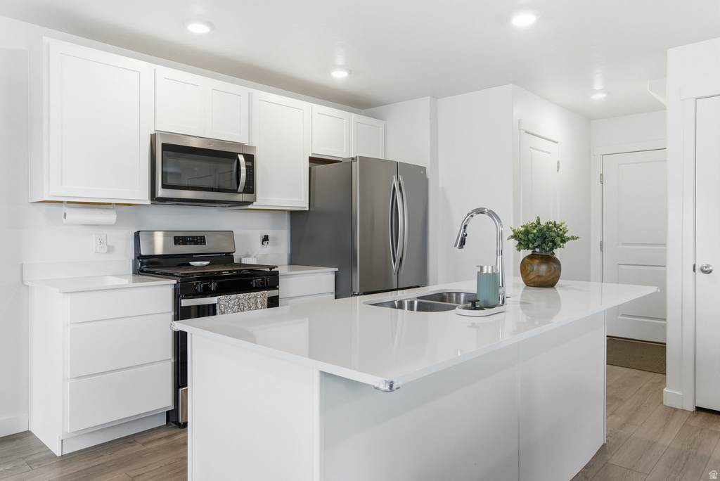 477 N SCUTTLEBUTT LN Saratoga Springs, UT 84045