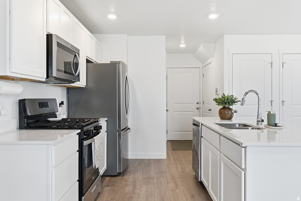 477 N SCUTTLEBUTT LN Saratoga Springs, UT 84045