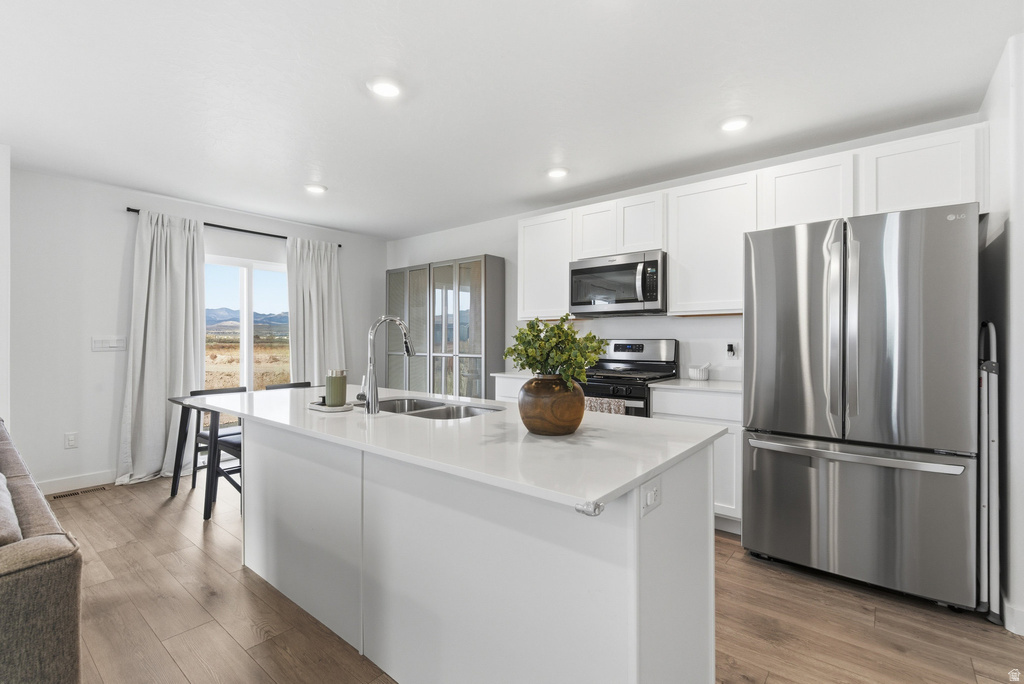 477 N SCUTTLEBUTT LN Saratoga Springs, UT 84045