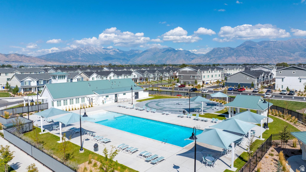 477 N SCUTTLEBUTT LN Saratoga Springs, UT 84045