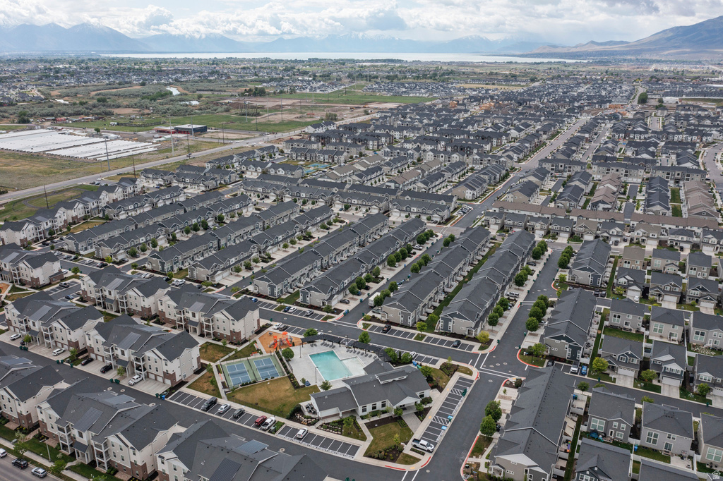 1624 N 3740 W Lehi, UT 84043