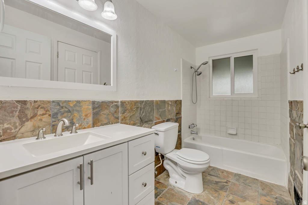 3009 W 6000 S Roy, UT 84067