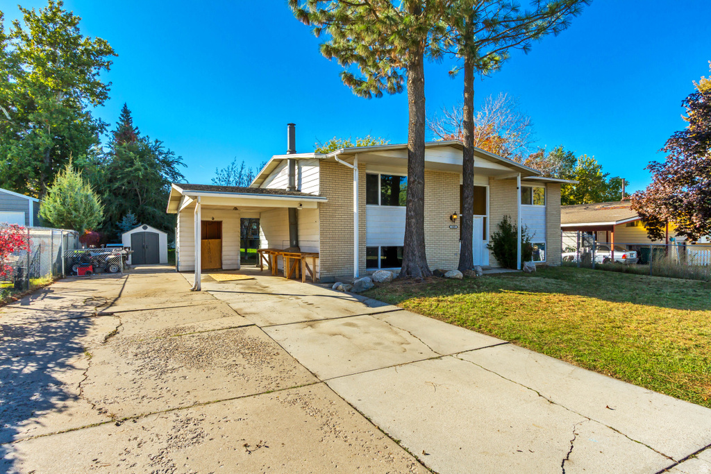 3009 W 6000 S Roy, UT 84067