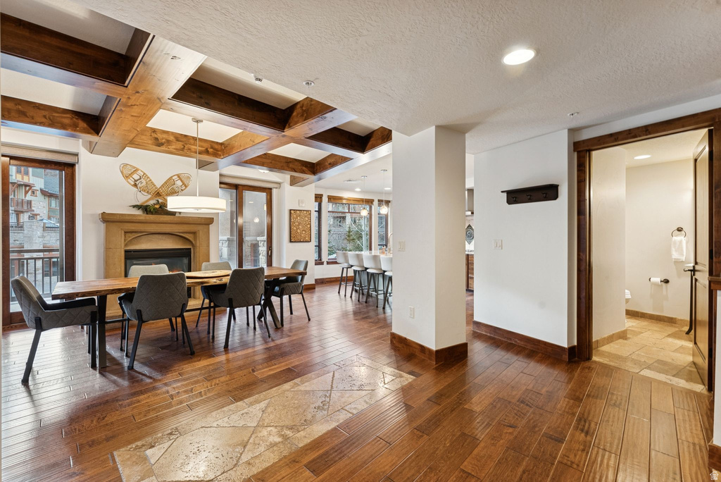 3558 N ESCALA CT. #251 Park City, UT 84098