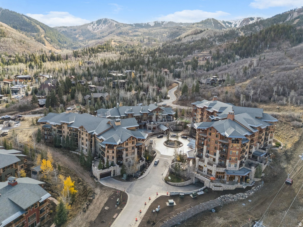 3558 N ESCALA CT. #251 Park City, UT 84098