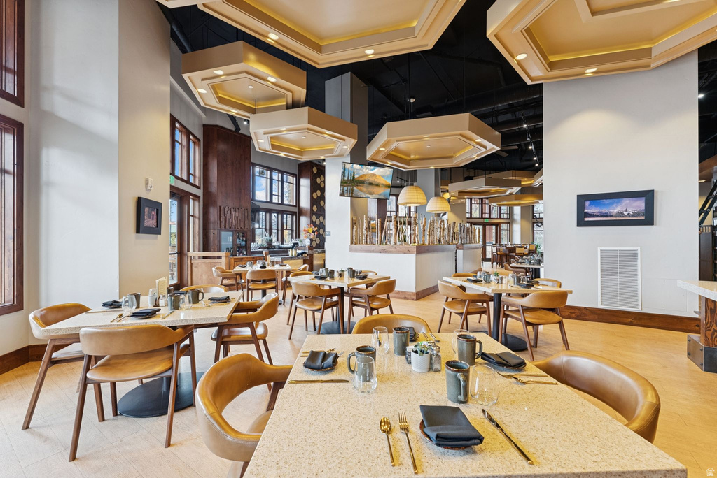 3558 N ESCALA CT. #251 Park City, UT 84098