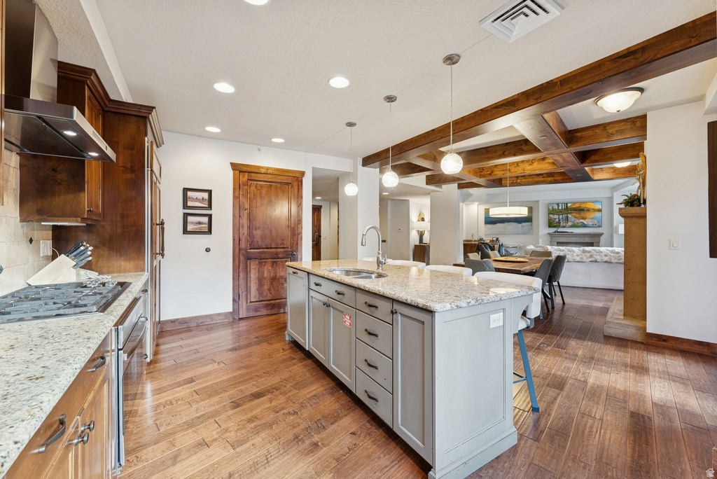 3558 N ESCALA CT. #251 Park City, UT 84098