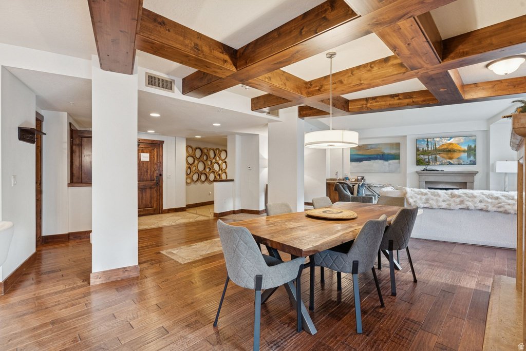 3558 N ESCALA CT. #251 Park City, UT 84098