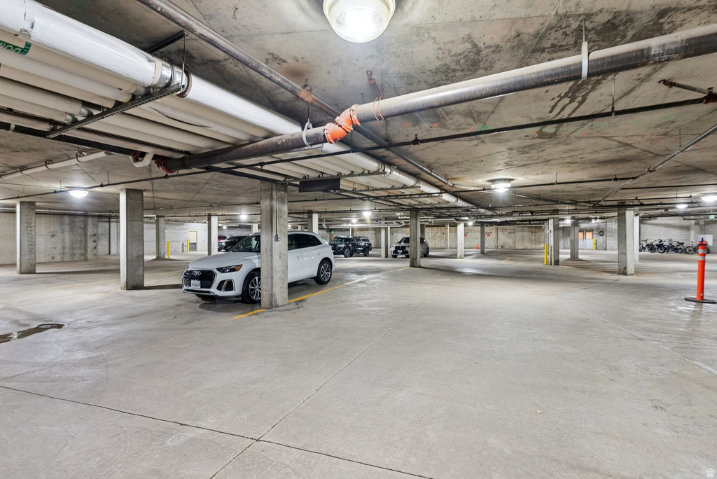 3558 N ESCALA CT. #251 Park City, UT 84098