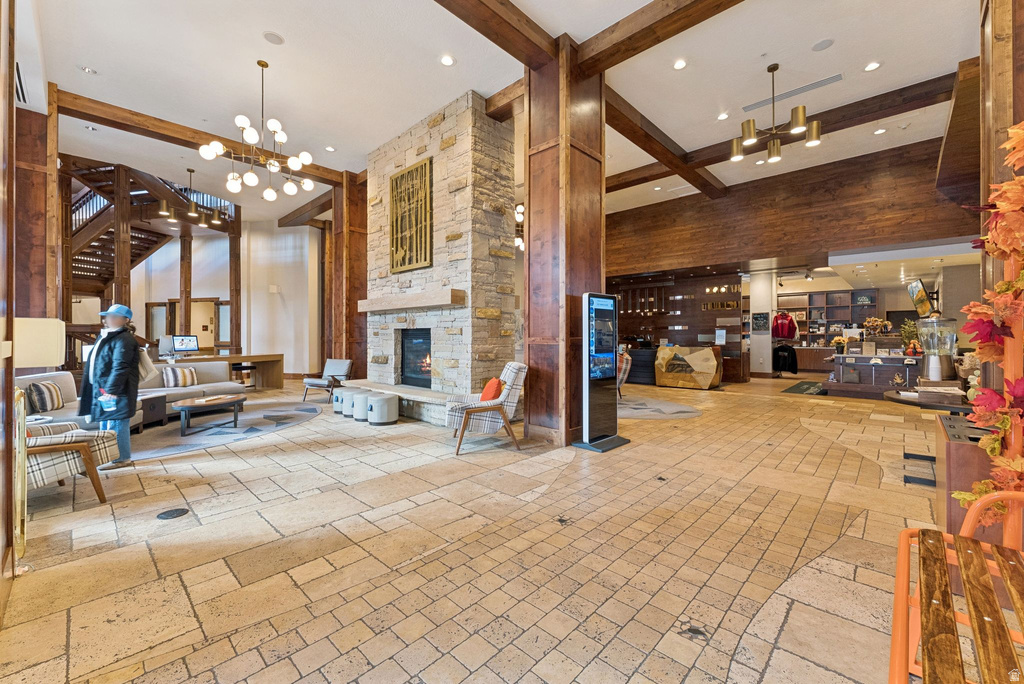 3558 N ESCALA CT. #251 Park City, UT 84098