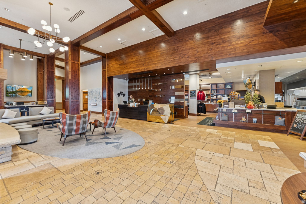 3558 N ESCALA CT. #251 Park City, UT 84098