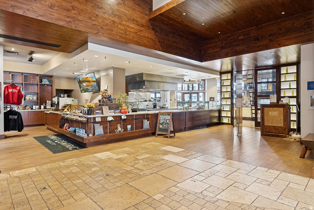 3558 N ESCALA CT. #251 Park City, UT 84098