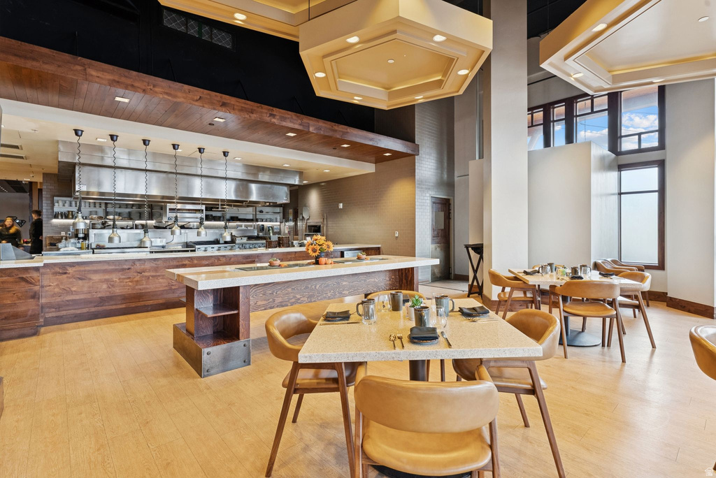 3558 N ESCALA CT. #251 Park City, UT 84098