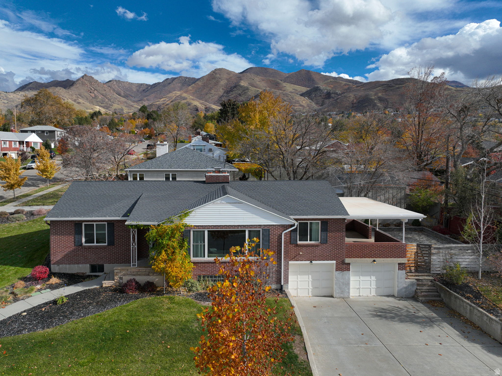 2402 E BEACON DR Salt Lake City, UT 84108