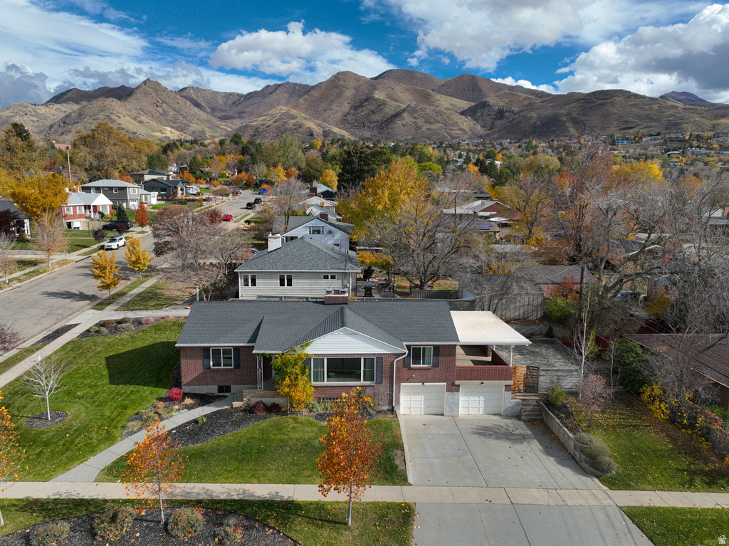 2402 E BEACON DR Salt Lake City, UT 84108