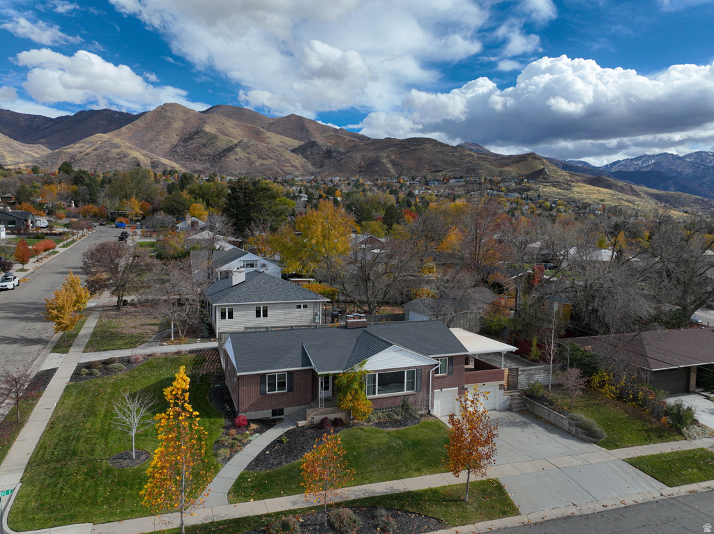2402 E BEACON DR Salt Lake City, UT 84108