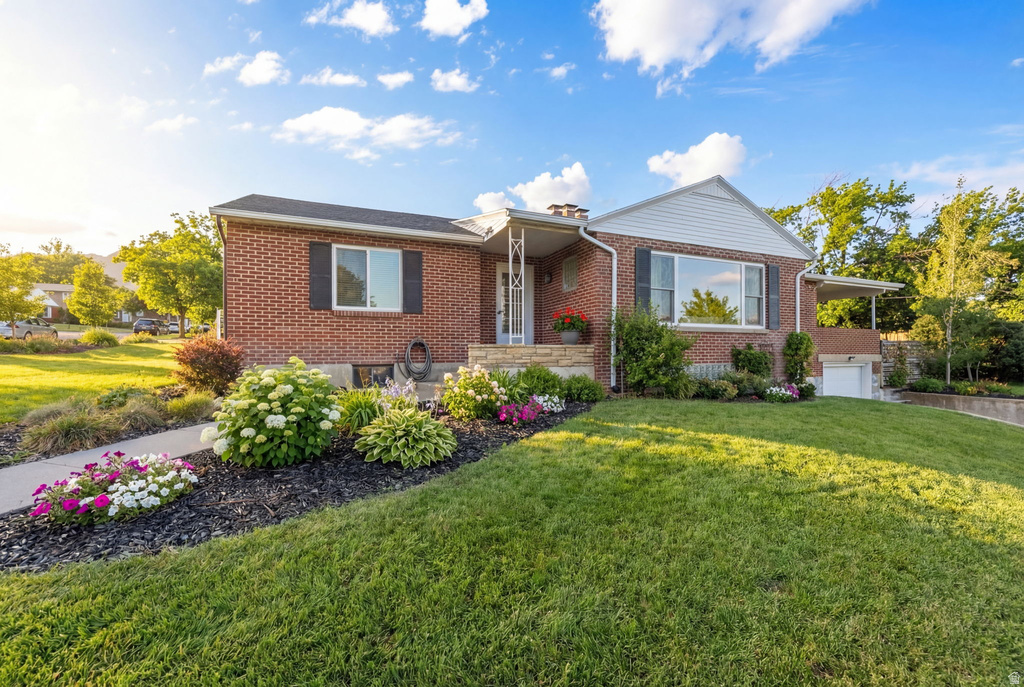 2402 E BEACON DR Salt Lake City, UT 84108