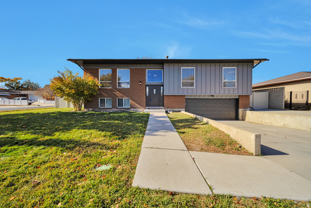 7604 S AUTUMN DR West Jordan, UT 84084