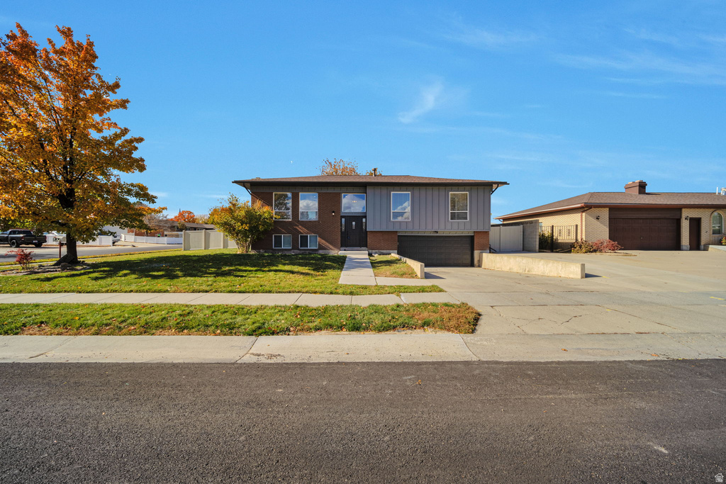 7604 S AUTUMN DR West Jordan, UT 84084