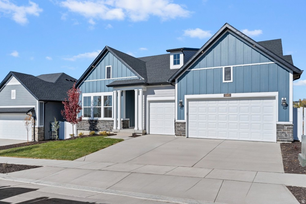 1305 E LARKSPUR WAY Layton, UT 84040