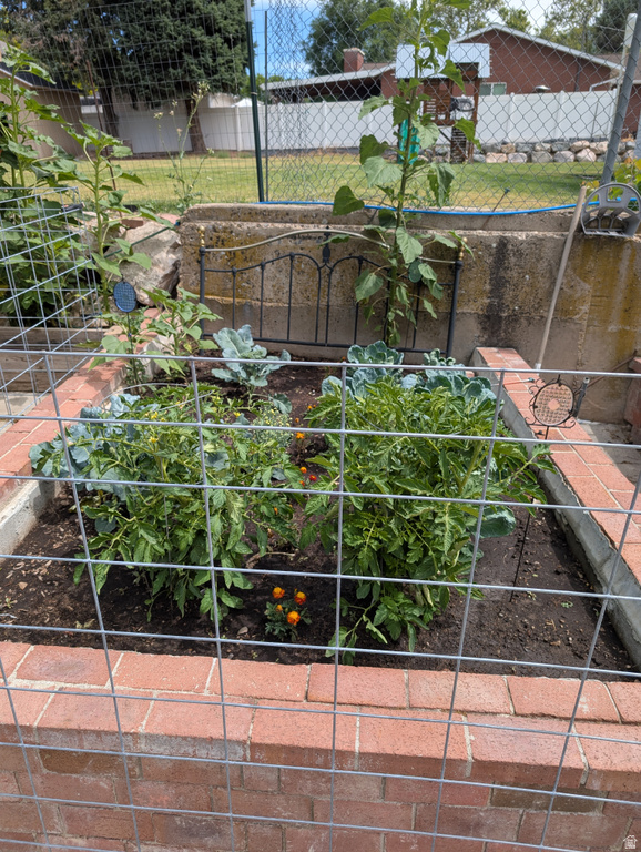 1515 E GENTILE ST Layton, UT 84040