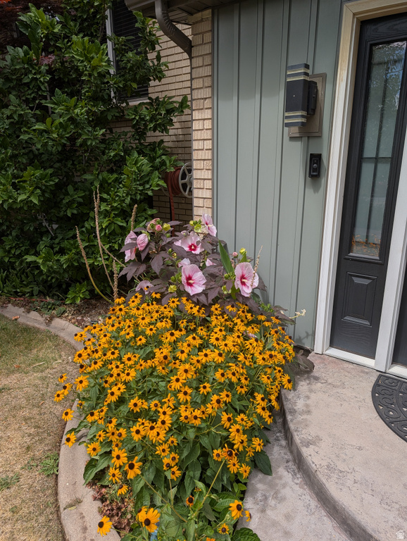 1515 E GENTILE ST Layton, UT 84040