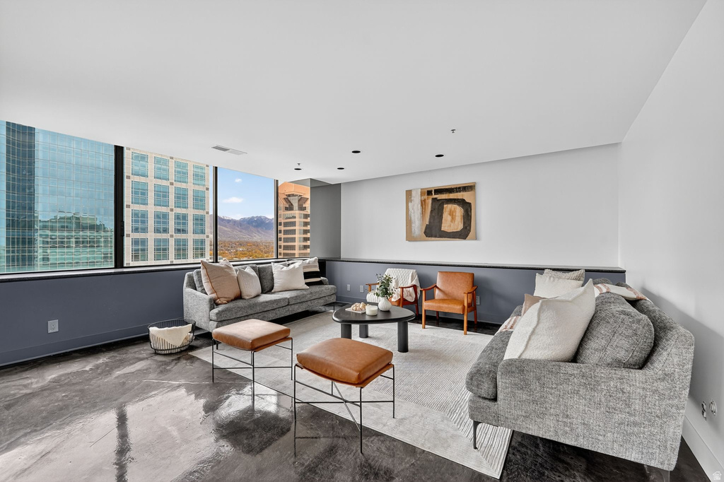 48 W 300 S #2501 N Salt Lake City, UT 84101