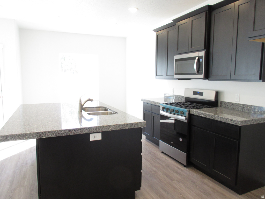 25 W PEARSON LN Tooele, UT 84074