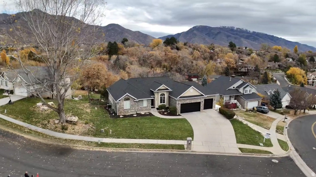 5698 S 1150 E South Ogden, UT 84405