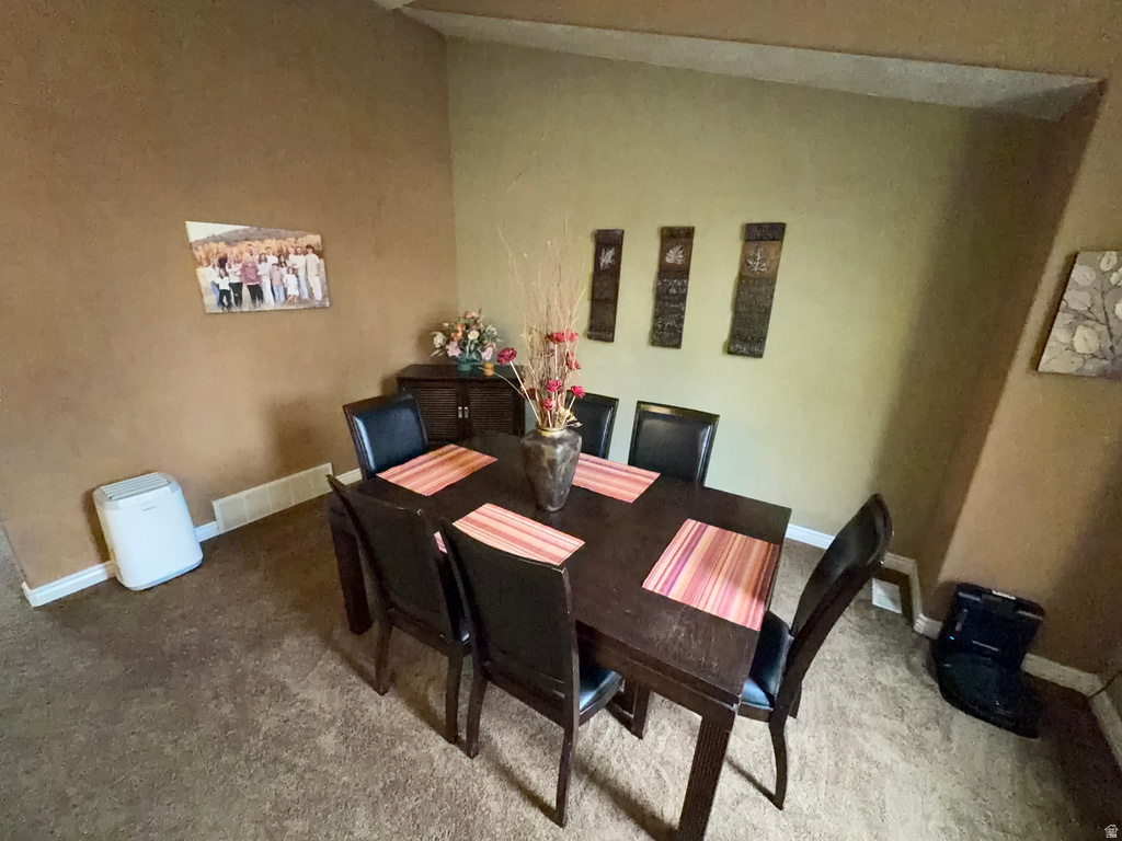 5698 S 1150 E South Ogden, UT 84405