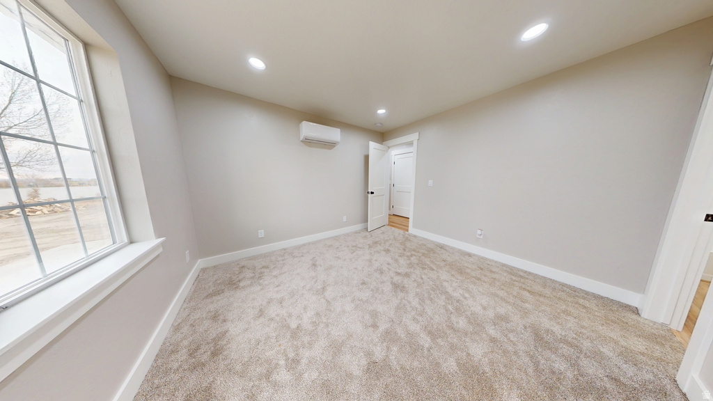 135 S 350 E Huntington, UT 84528