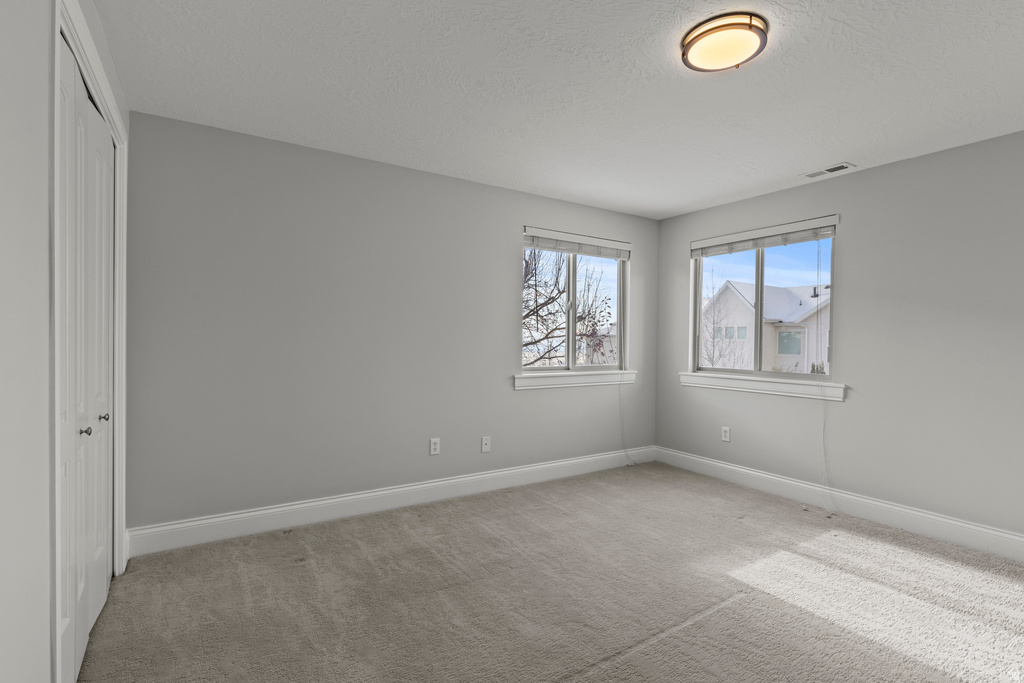 3647 N 575 E North Ogden, UT 84414