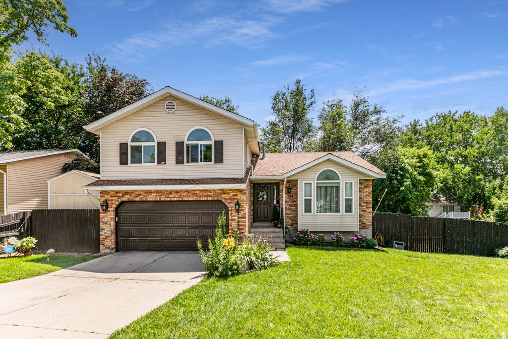 778 E PARK MESA WAY Sandy, UT 84094