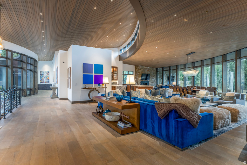 217 WHITE PINE CANYON RD Park City, UT 84060