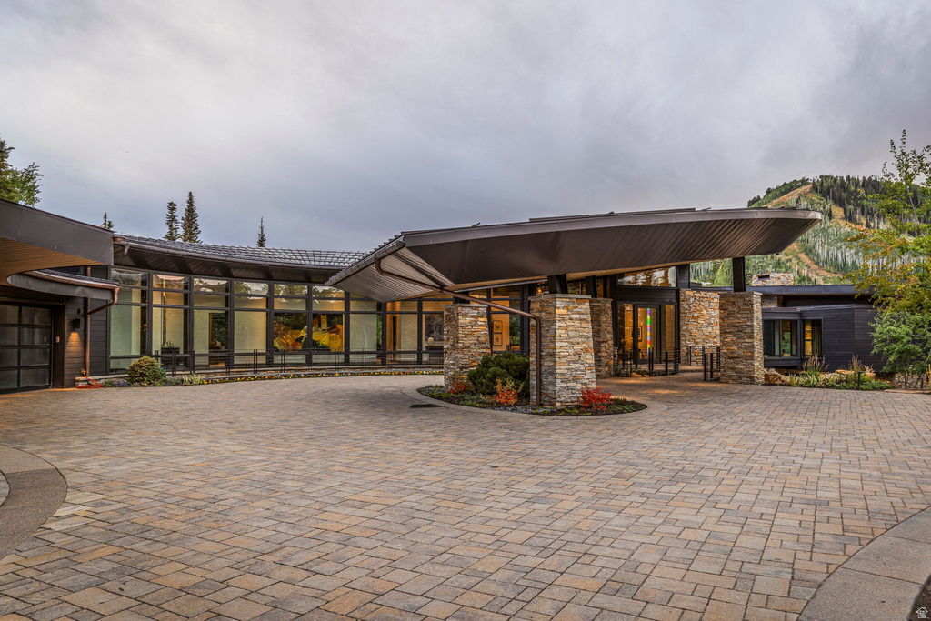 217 WHITE PINE CANYON RD Park City, UT 84060